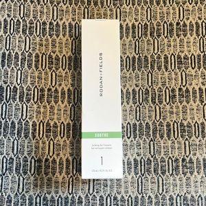 RODAN+FIELDS Calming Gel Cleanser